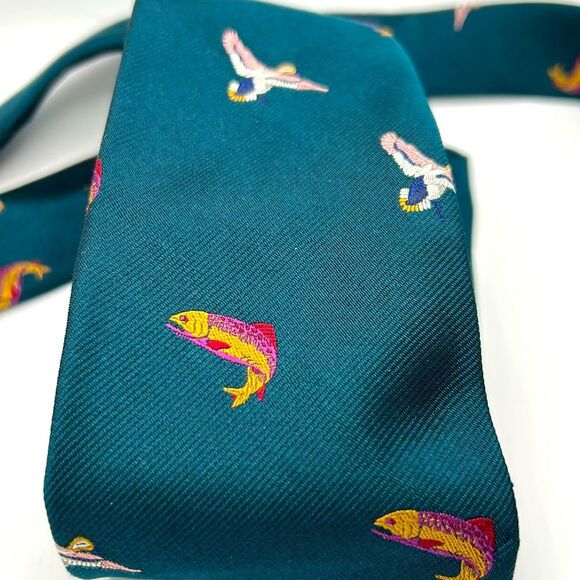 VIntage Abercrombie & FItch tie - Embroidered birds and fish - Picture 4 of 5